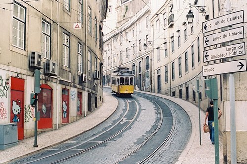 回忆岁月的唯美句子(86句)