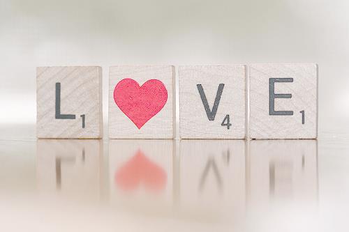 高考抗击疫情素材摘抄疫情期间的暖心话简短(精选55句)