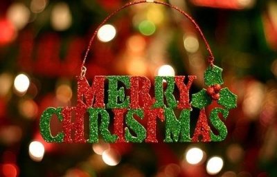 ​用拟人的修辞手法写一句话(描写水的比喻拟人句)