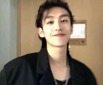 2025年简洁的奋斗正能量句子汇编55条