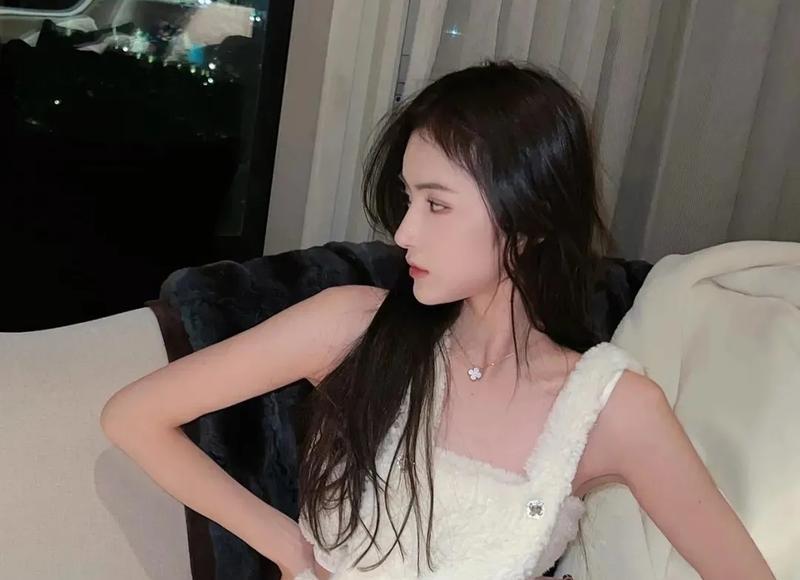 不意形象的男生文案抖音（不意形象的男生文案抖音短句）