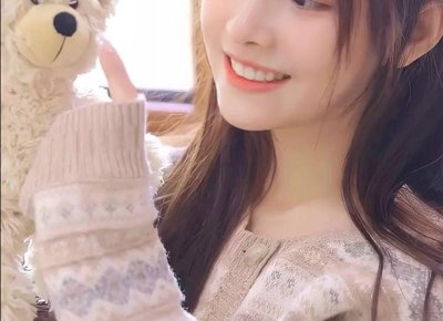 ​描写女性优美句子(精选214句)