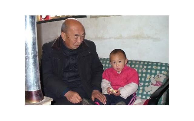 清醒恋爱脑的句子(恋爱中保持清醒头脑)