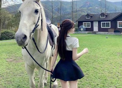 ​四字撩人的高级土味情话（看得想哭的告白情话）