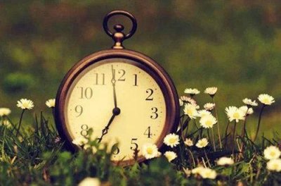 ​描写傍晚天色昏暗的句子(精选28句)