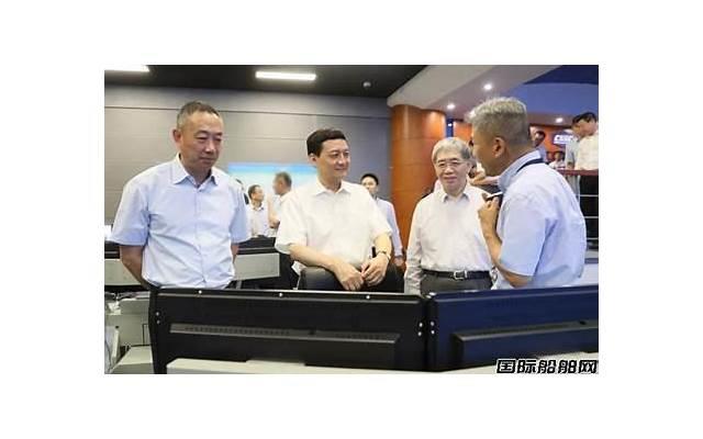 写给翟潇闻的情书（给翟潇闻写简短情话）