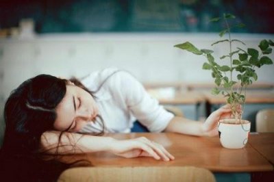 ​伤感意境情感个性句子