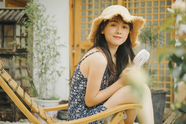 人都是相互的经典话 人与人之间相互的说说