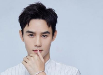 简约冷酷的男生qq昵称