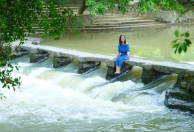 ​适合发朋友圈感慨生活的句子