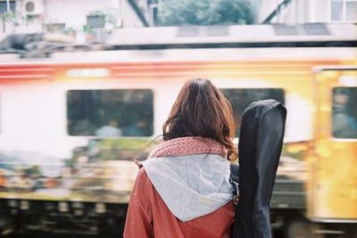 ​看电影朋友圈发心情短语 后发朋友圈