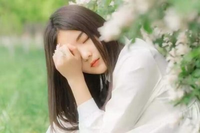 晒自拍的幽默句子