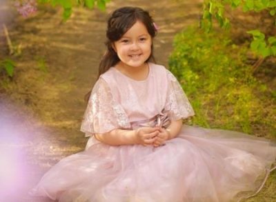 ​萱字搭配寓意好的好听女孩名字