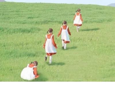 低调宣布自己有对象了