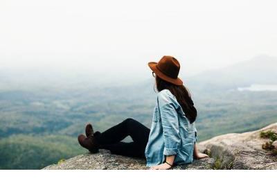 低调宣布自己有对象了