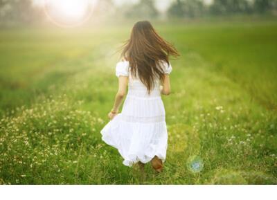 逗女孩子开心的句子