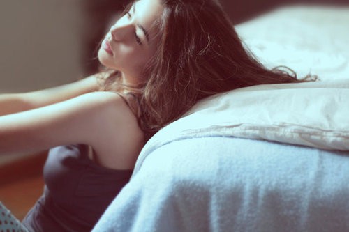 不开心发朋友圈的句子女生文案