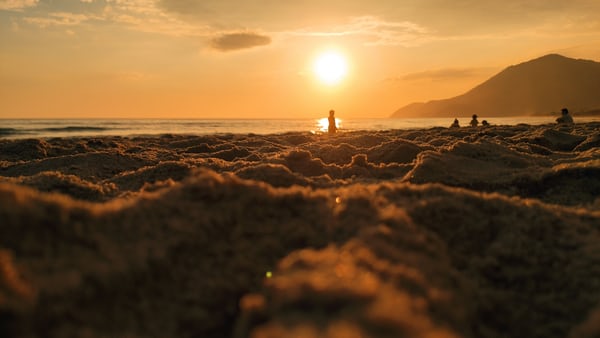 关于人生就像一场戏的说说 人生如戏感叹人生的句子