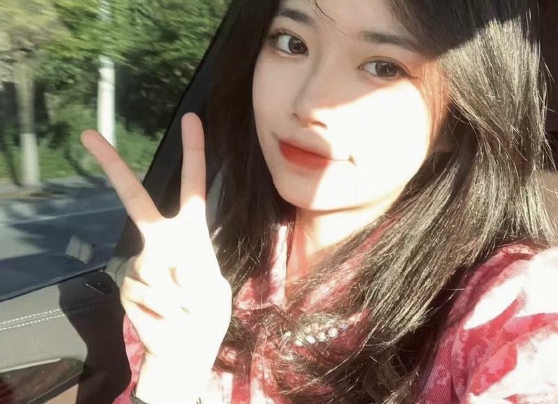  旷世奇美造句子简短摘录96句