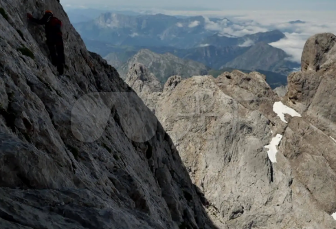 1710994445730313.png image.png