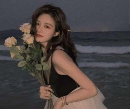 适合晚上临睡发朋友圈晚安的句子